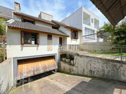Image 39 - 1027835