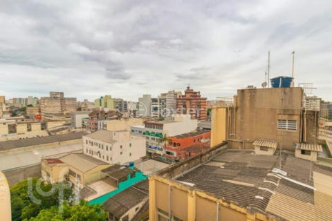Image 8 - 1027836