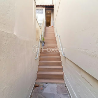 Image 31 - 1027886