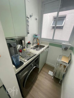 Image 38 - 1027890