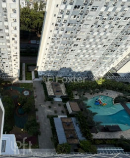 Image 32 - 1027903