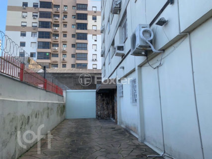 Image 42 - 1027947