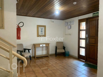 Image 32 - 1027947