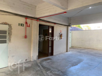 Image 37 - 1027947