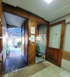 Image 30 - 1027993