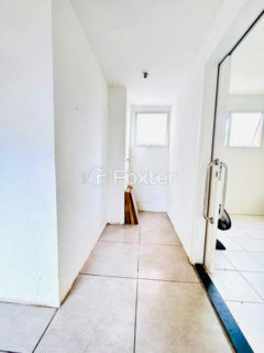 Image 4 - 1028008