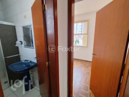 Image 16 - 1028012
