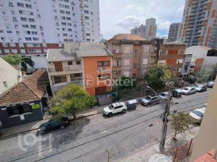 Image 4 - 1028012