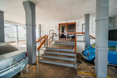 Image 39 - 1028018