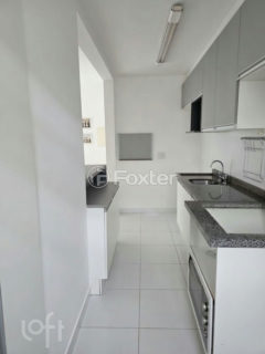 Image 11 - 1028025