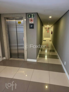 Image 29 - 1028025