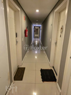 Image 28 - 1028025