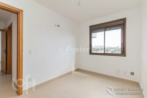 Image 3 - 1028027
