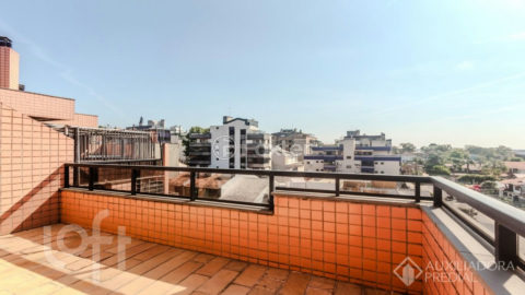 Image 21 - 1028066