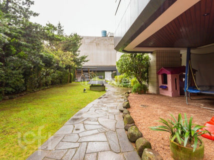 Image 53 - 1028067