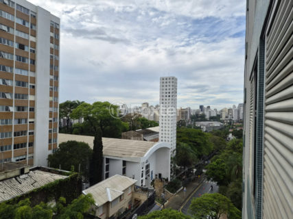 Image 11 - 1028077