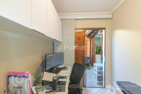 Image 38 - 1028127