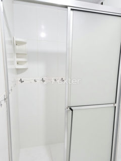 Image 17 - 1028155