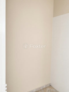 Image 16 - 1028155