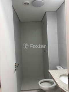 Image 7 - 1028160