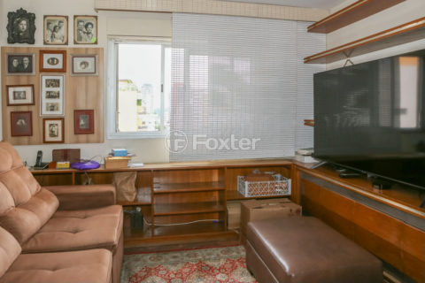 Image 7 - 1028177