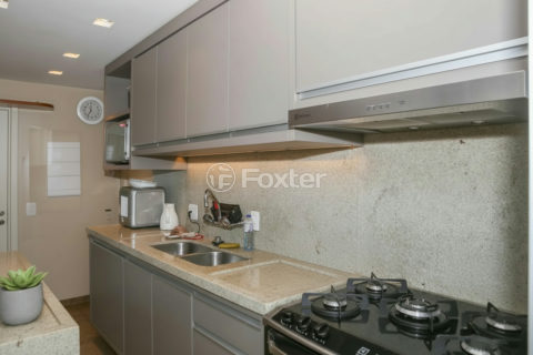 Image 11 - 1028177