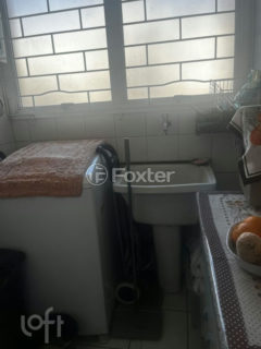 Image 20 - 1028193