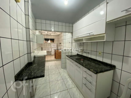 Image 3 - 1028197