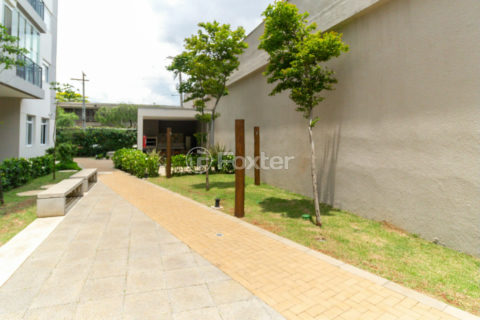 Image 30 - 1028220