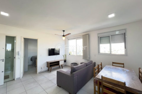 Image 33 - 1028220