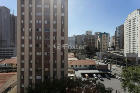 Image 21 - 1028221