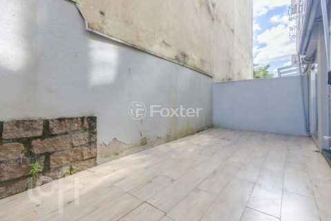 Image 4 - 1028230