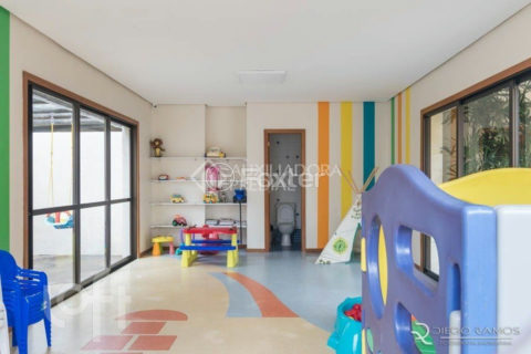 Image 38 - 1028239