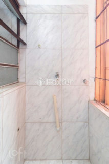 Image 11 - 1028245