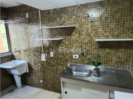 Image 4 - 1028250