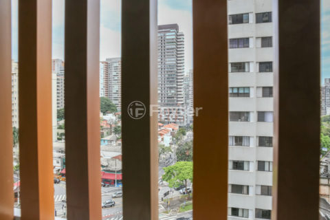 Image 32 - 1028269