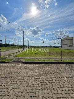 Image 2 - 1028276