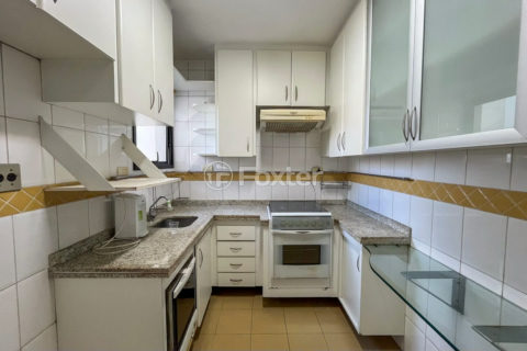 Image 11 - 1028294