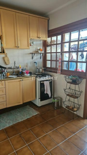 Image 8 - 1028302