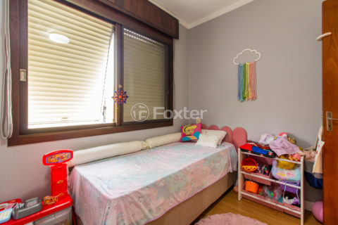 Image 10 - 1028302
