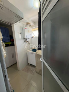 Image 39 - 1028304