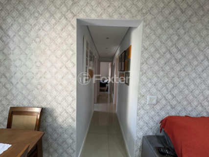Image 7 - 1028304