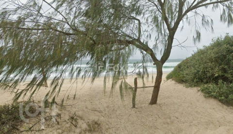 Image 15 - 1028309