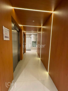 Image 30 - 1028322