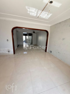 Image 48 - 1028329
