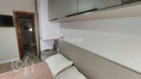 Image 6 - 1028358