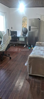 Image 3 - 1028361