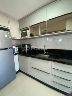 Image 5 - 1028379