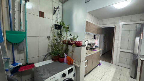 Image 11 - 1028382