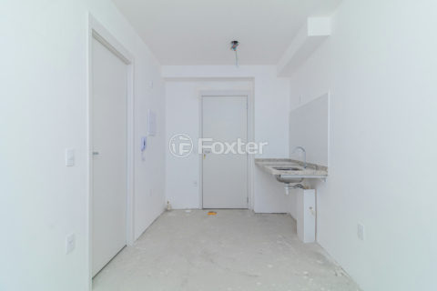 Image 6 - 1028386